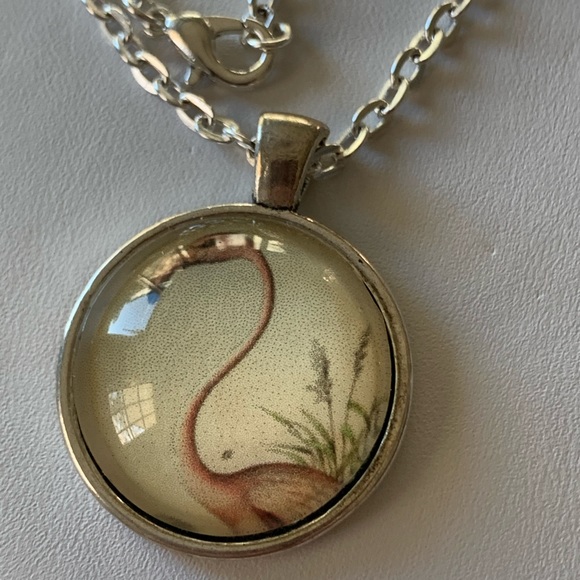 Flamingo necklace - Picture 3 of 5